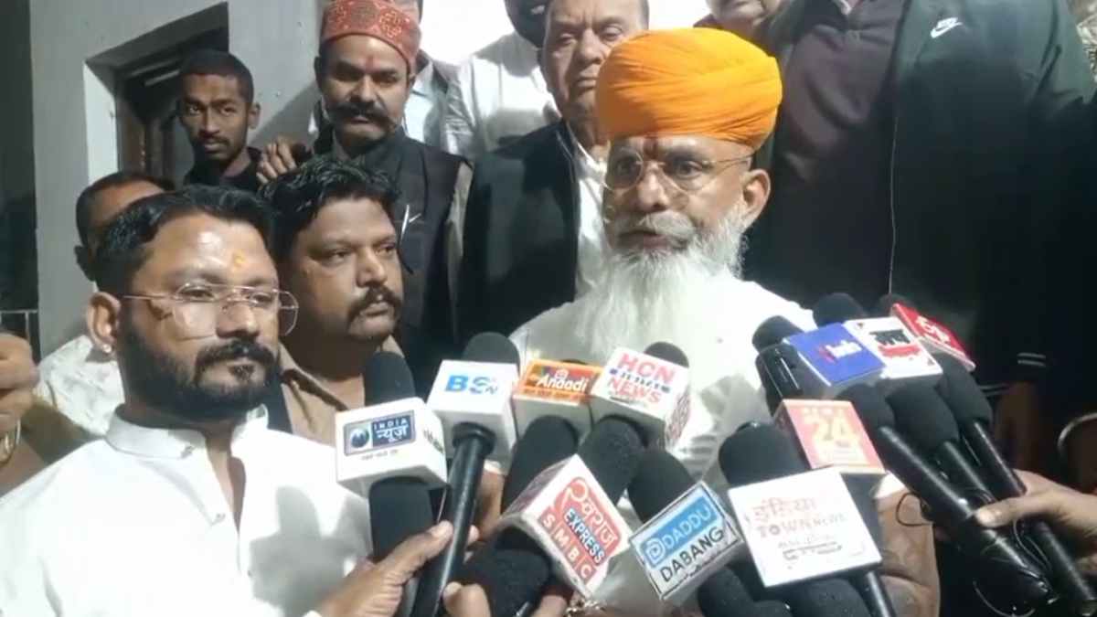 डॉ. राज शेखावत ने कहा &ndash; तोमर बंधु के खिलाफ जांच में दखल नहीं देगी करनी सेना, महिलाओं को अपमानित करने वाले पुलिसकर्मियों पर कार्रवाई के लिए रायपुर में होगी महापंचायत