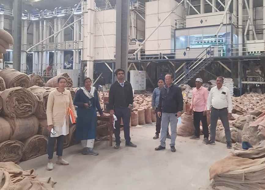 धान के अवैध भंडारण पर बड़ी कार्रवाई, तीन राइस मिलों से 525 क्विंटल से अधिक धान जब्त