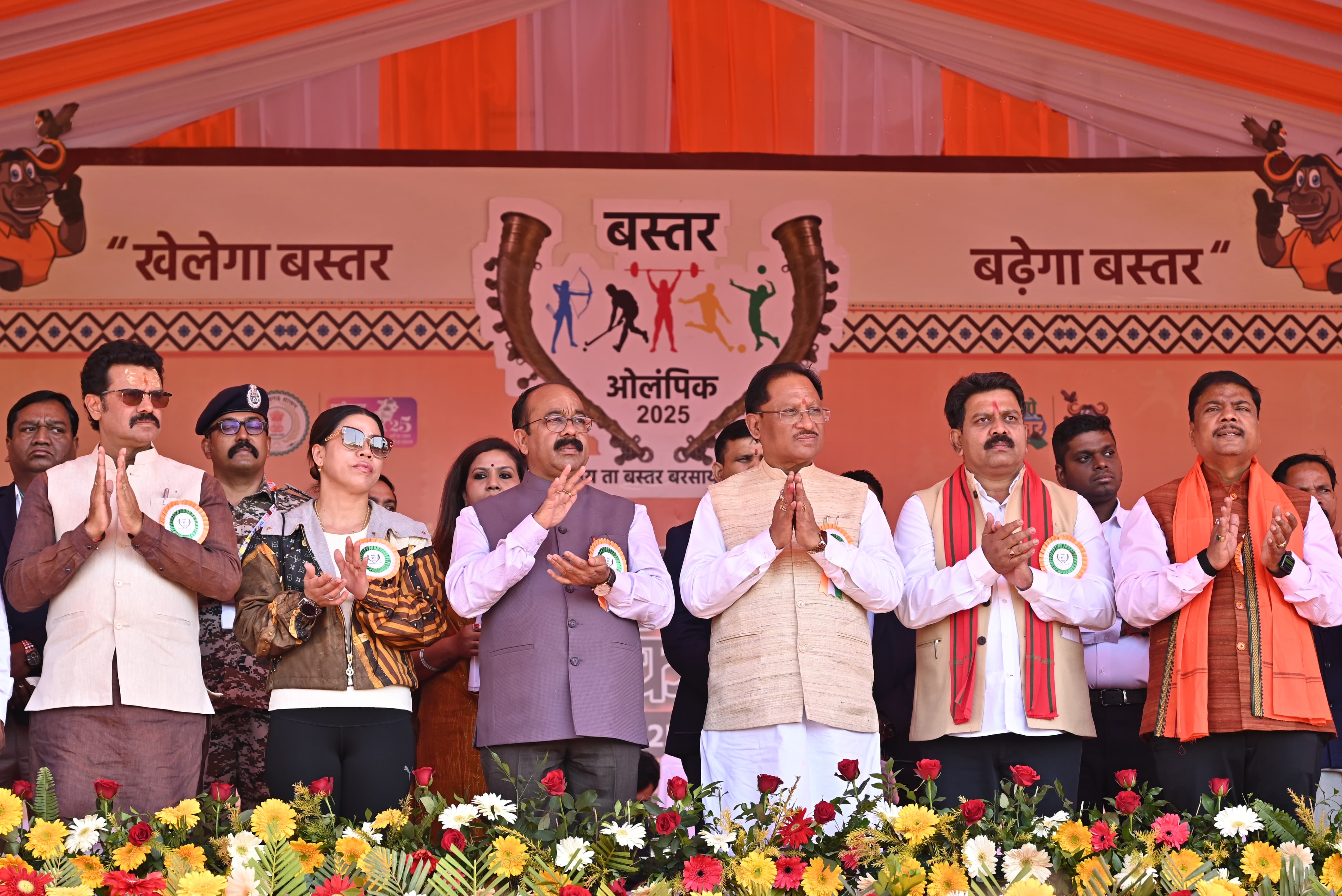 मुख्यमंत्री विष्णुदेव साय ने संभाग स्तरीय बस्तर ओलम्पिक का किया विधिवत शुभारंभ