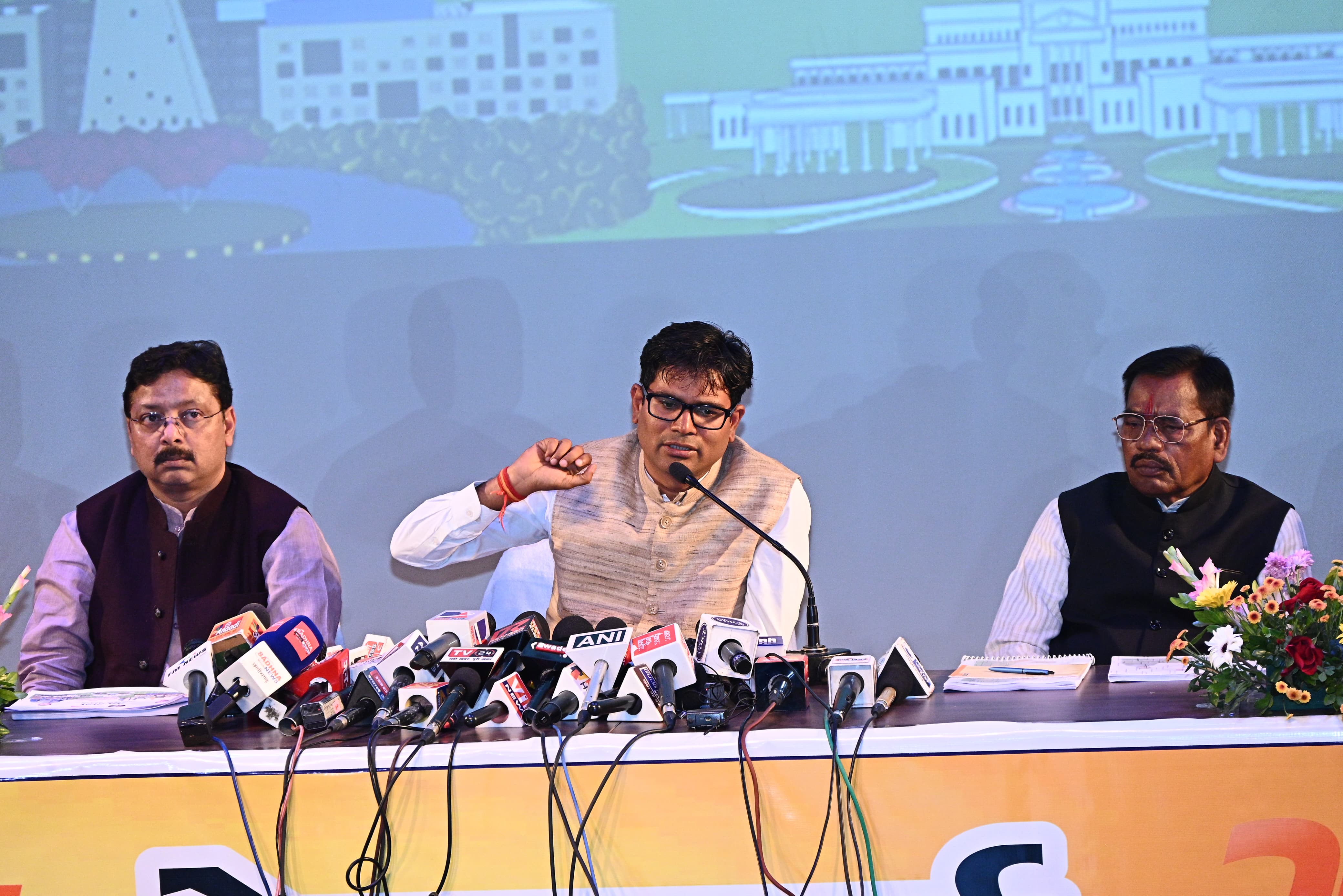 दो वर्षों में आवास-पर्यावरण विभाग की ऐतिहासिक उपलब्धियाँ: छत्तीसगढ़ बना ऋणमुक्त, निवेश-अनुकूल और भविष्य-तैयार राज्य