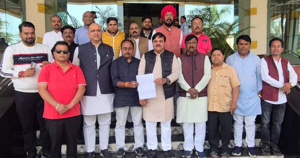 बिजली बिल जमा नहीं कर रहे IAS अधिकारी और कई रसूखदार, कांग्रेस प्रतिनिधि मंडल ने एमडी CSEB को सौंपा ज्ञापन