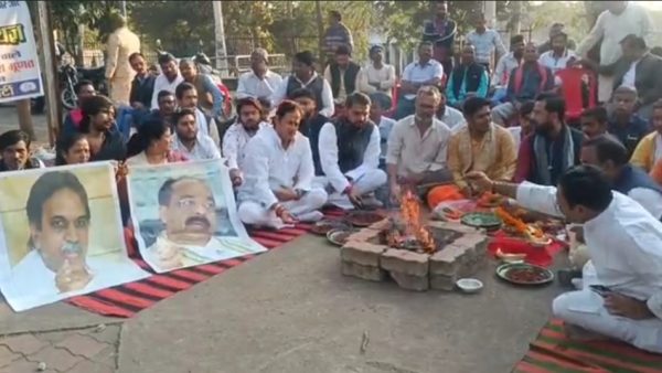 NIT चौपाटी शिफ्टिंग के विरोध में कांग्रेस का सद्बुद्धि यज्ञ, भाजपा पर साधा निशाना