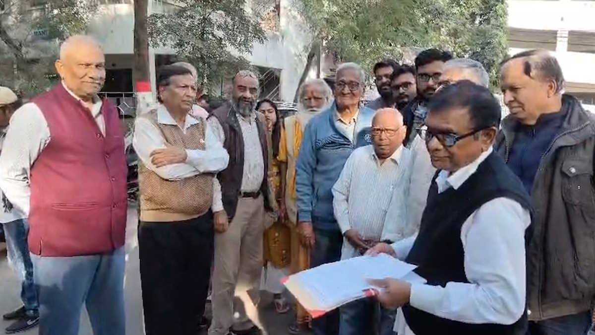 केंद्रीय विश्वविद्यालय के कुलपति के व्यवहार पर बवाल, साहित्यकारों ने राष्ट्रपति-राज्यपाल से की कार्रवाई की मांग