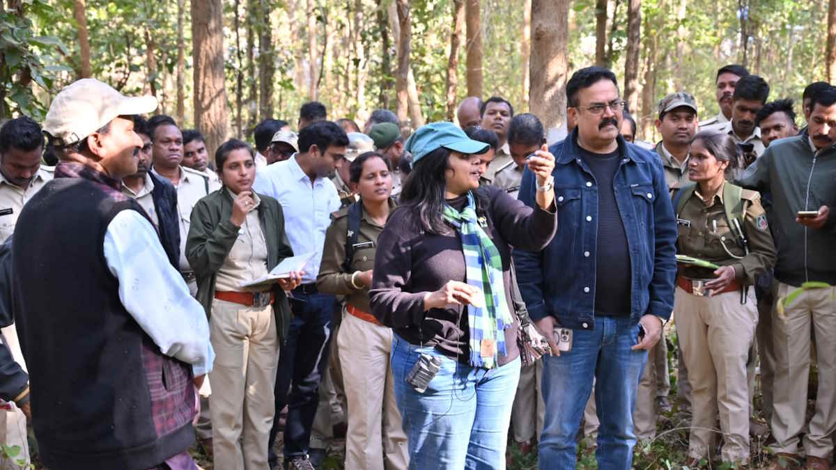 बाघ गणना के लिए हुई वन विभाग की कार्यशाला, देहरादून से आए अधिकारी ने दी नवीनतम पद्धतियों की जानकारी&hellip;