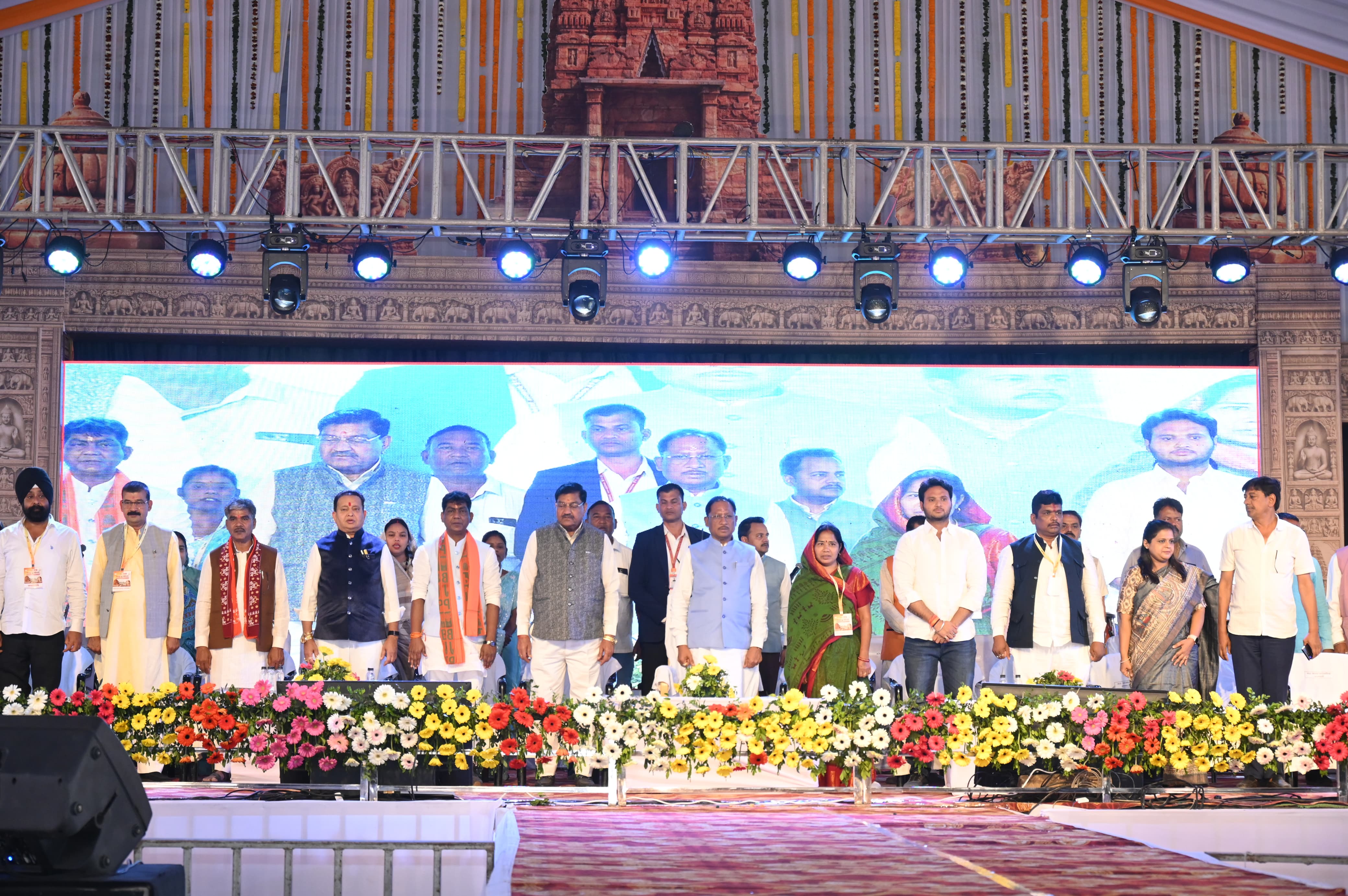 मुख्यमंत्री विष्णु देव साय ने किया तीन दिवसीय सिरपुर महोत्सव का शुभारंभ