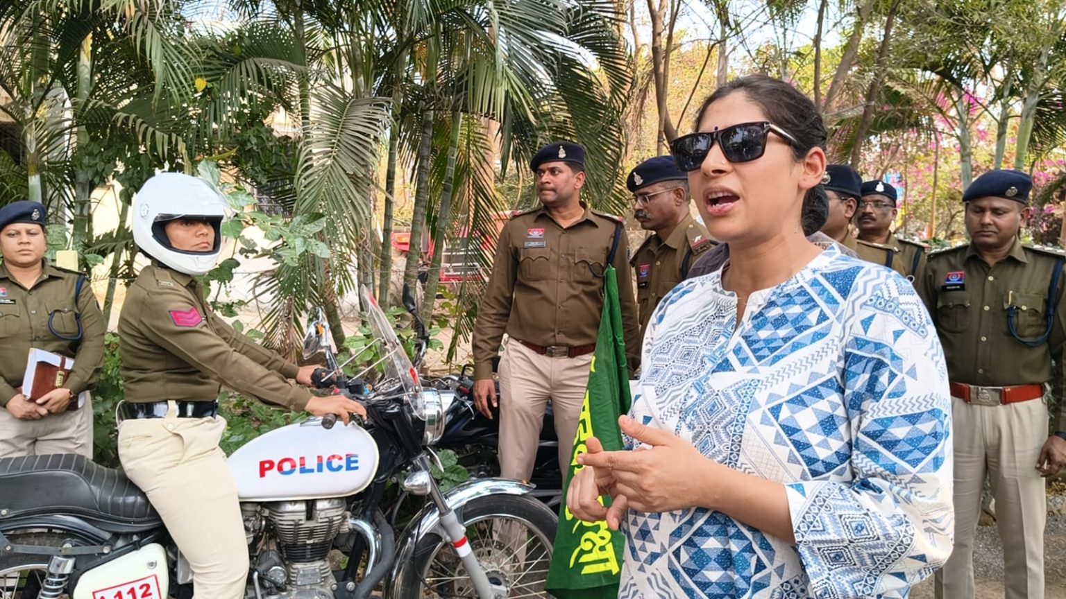 एसपी भावना गुप्ता ने बनाई पुलिस महिला शक्ति टीम, दोपहिया पेट्रोलिंग वाहनों को हरी झंडी दिखाकर किया रवाना