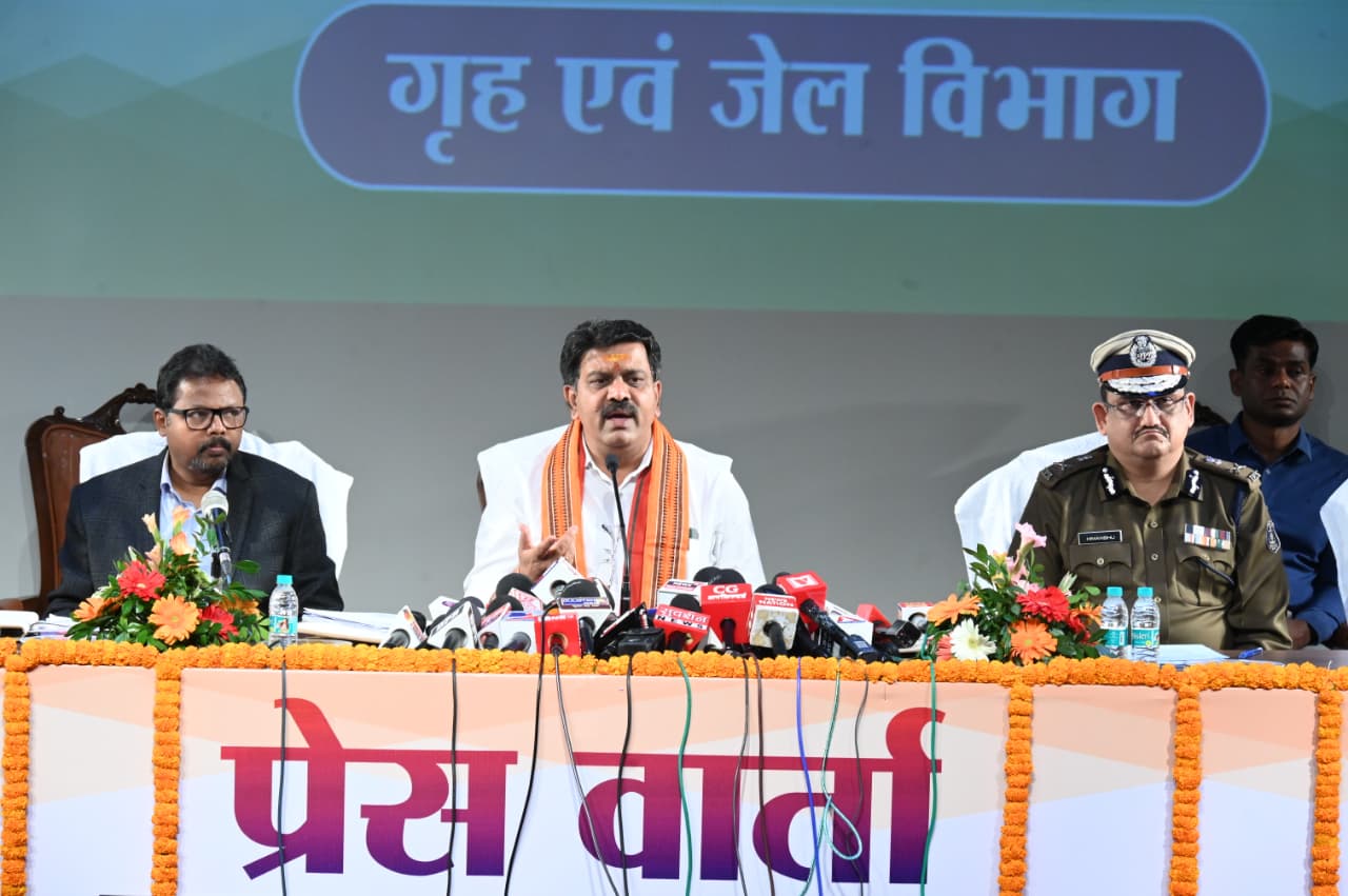 नए आपराधिक कानूनों के प्रयोग से पुलिस प्रक्रिया हुई तीव्र एवं आसान - उपमुख्यमंत्री विजय शर्मा