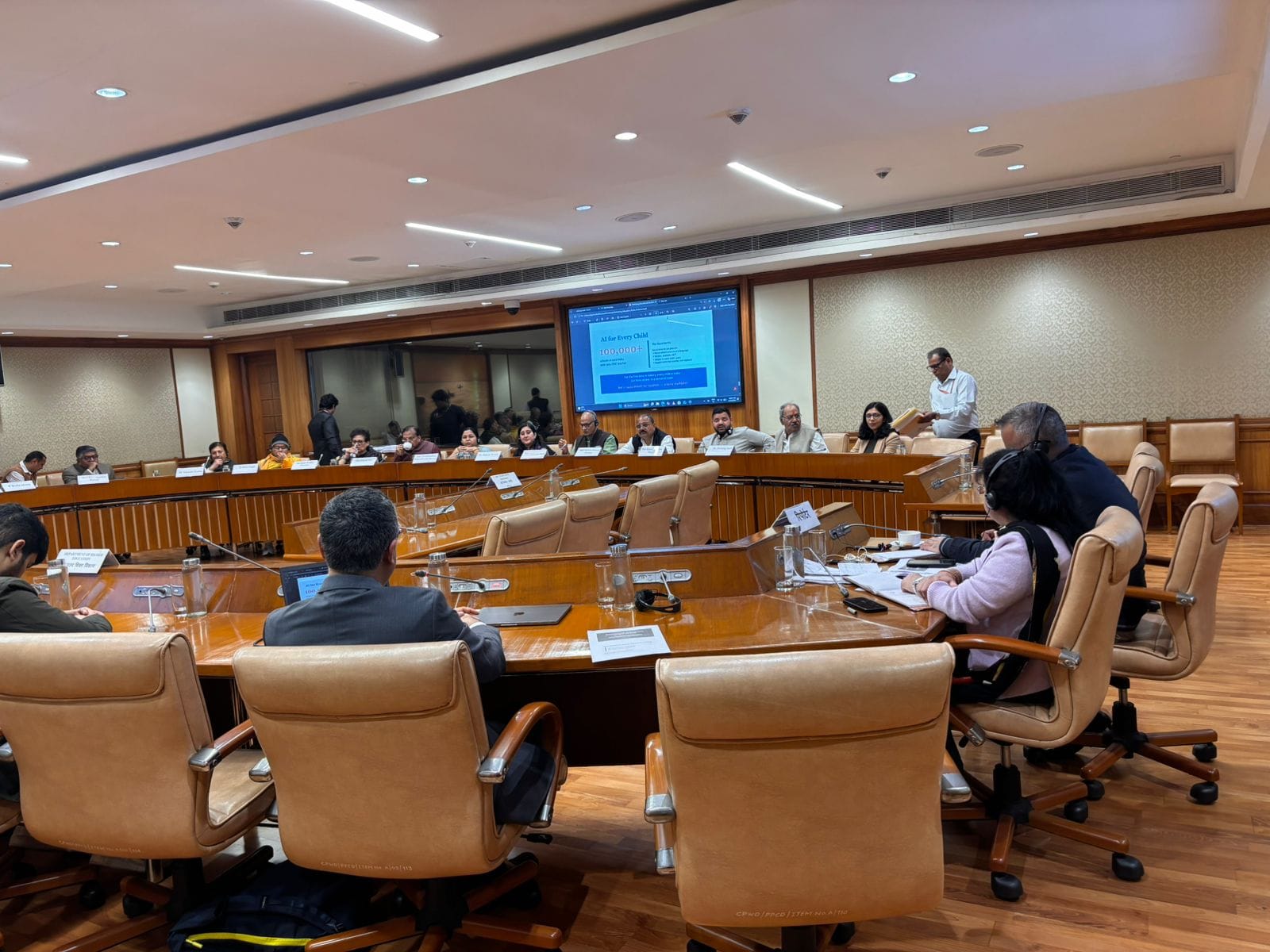 शिक्षा को आधुनिक और समावेशी बनाने में आर्टिफिशियल इंटेलिजेंस की भूमिका अहम: सांसद बृजमोहन अग्रवाल