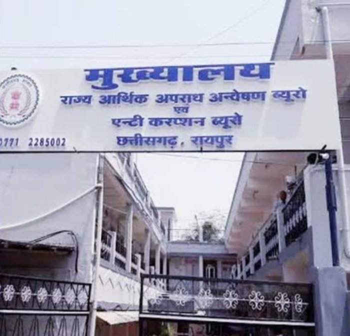 एसीबी की बड़ी ट्रैप कार्रवाई: मस्तूरी के फूड इंस्पेक्टर को 90 हजार रुपये रिश्वत लेते रंगे हाथों पकड़ा