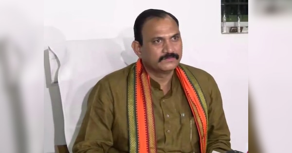 स्वास्थ्य मंत्री श्याम बिहारी जायसवाल के विभागों के लिए 6 हजार 976 करोड़ रुपये से अधिक की अनुदान मांगें पारित