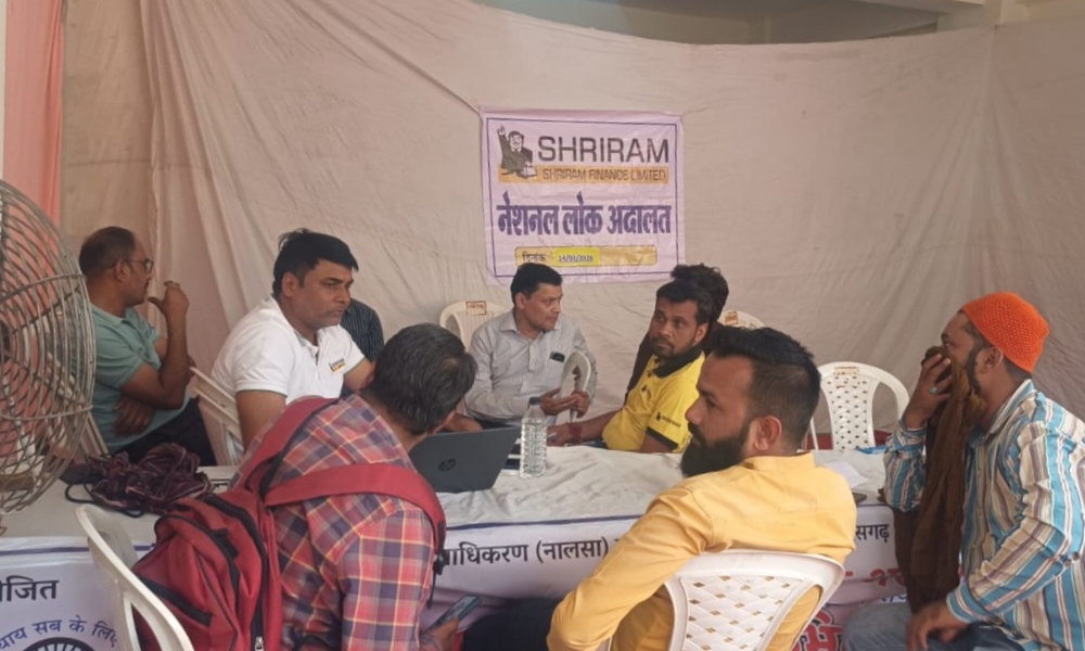 रायपुर में नेशनल लोक अदालत का आयोजन, ट्रैफिक से लेकर बैंक रिकवरी तक मामलों का निपटारा