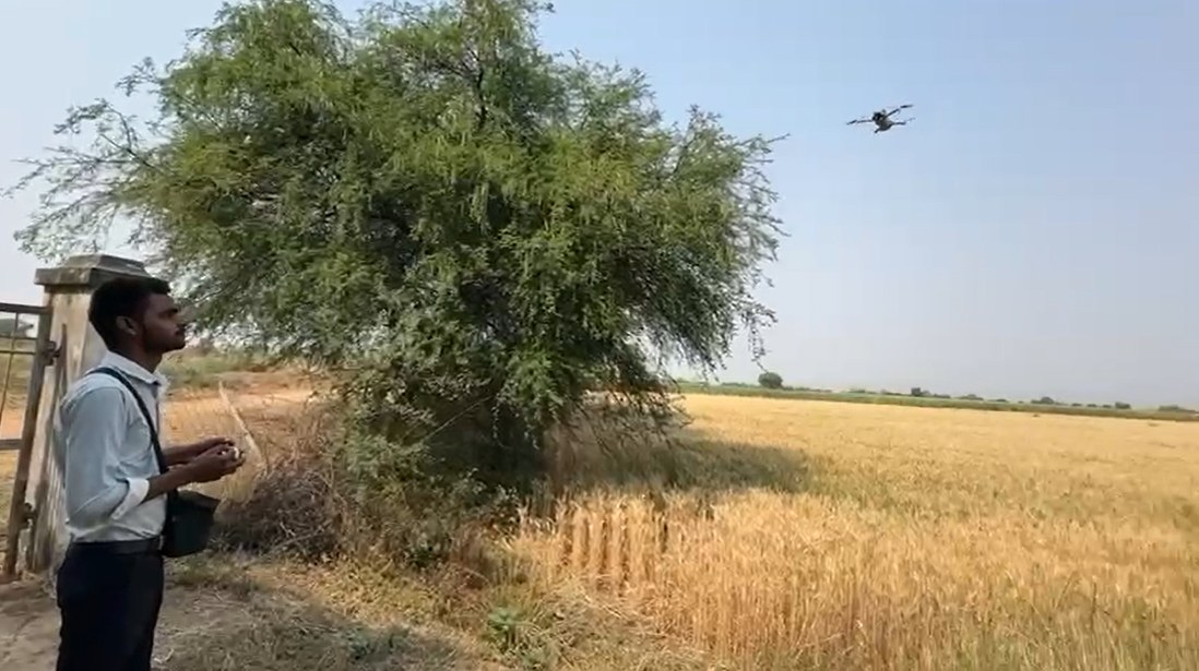 अफीम की अवैध खेती पर पुलिस का शिकंजा, ड्रोन से हो रही बाड़ियों और फार्म हाउसों की निगरानी