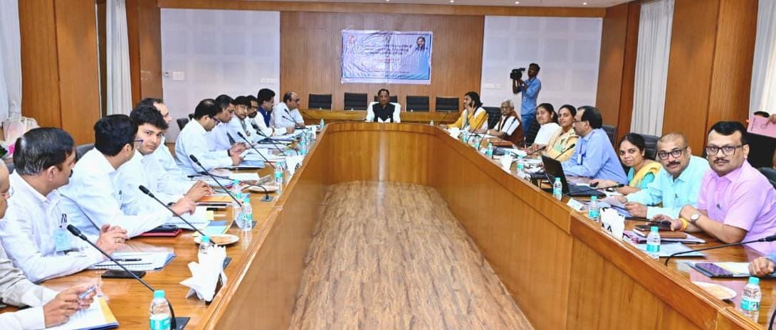 मुख्यमंत्री की अध्यक्षता में राज्य अनुश्रवण समिति की बैठक हुई आयोजित