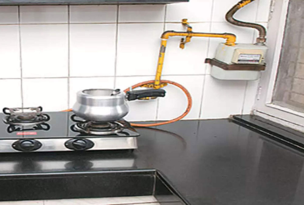 घरों में पाइप से पहुंचेगी गैस, हरियाणा की कंपनी को मिला कॉन्ट्रैक्ट