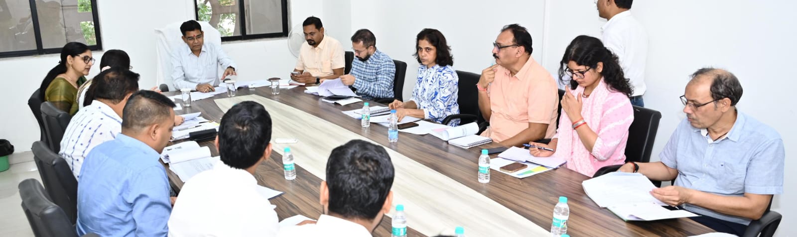 सुशासन, पारदर्शिता और समयबद्ध तरीके से जनहितैषी कार्यों को पूरा करने सरकार प्रतिबद्ध- मंत्री टंक राम वर्मा