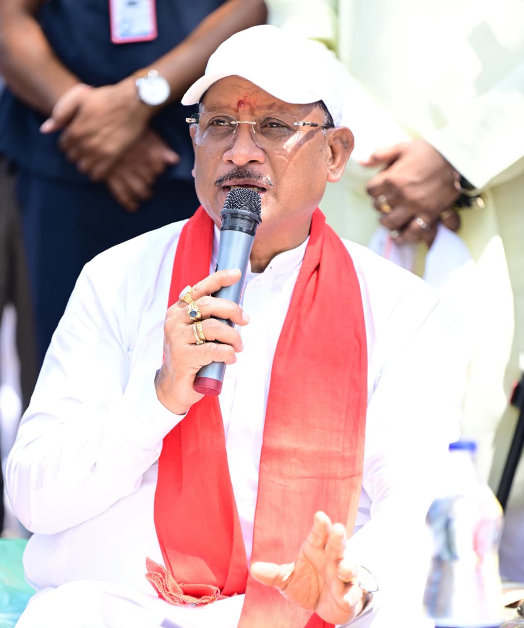 मुख्यमंत्री के निर्देश के तहत जिले के सुदूर व पहाड़ी कोरवा बसाहटों में 113 हैंडपंप व बोरवेल की होगी खुदाई