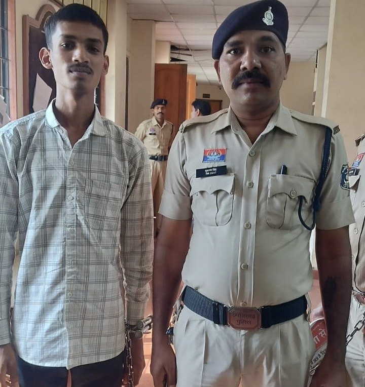 छत्तीसगढ़ बोर्ड 12वीं हिंदी पेपर लीक मामला: पुलिस ने मुख्य आरोपी वेणु जंघेल को किया गिरफ्तार