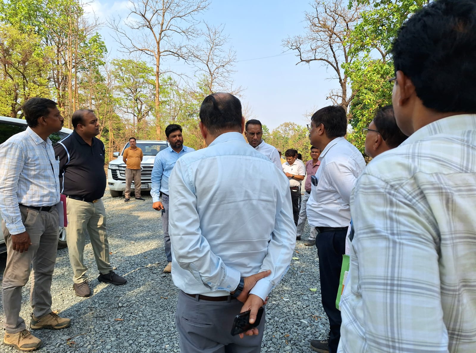 गुणवत्ताहीन निर्माण पर ठेकेदारों पर गिरेगी गाज, PWD सचिव मुकेश बंसल का सख्त संदेश