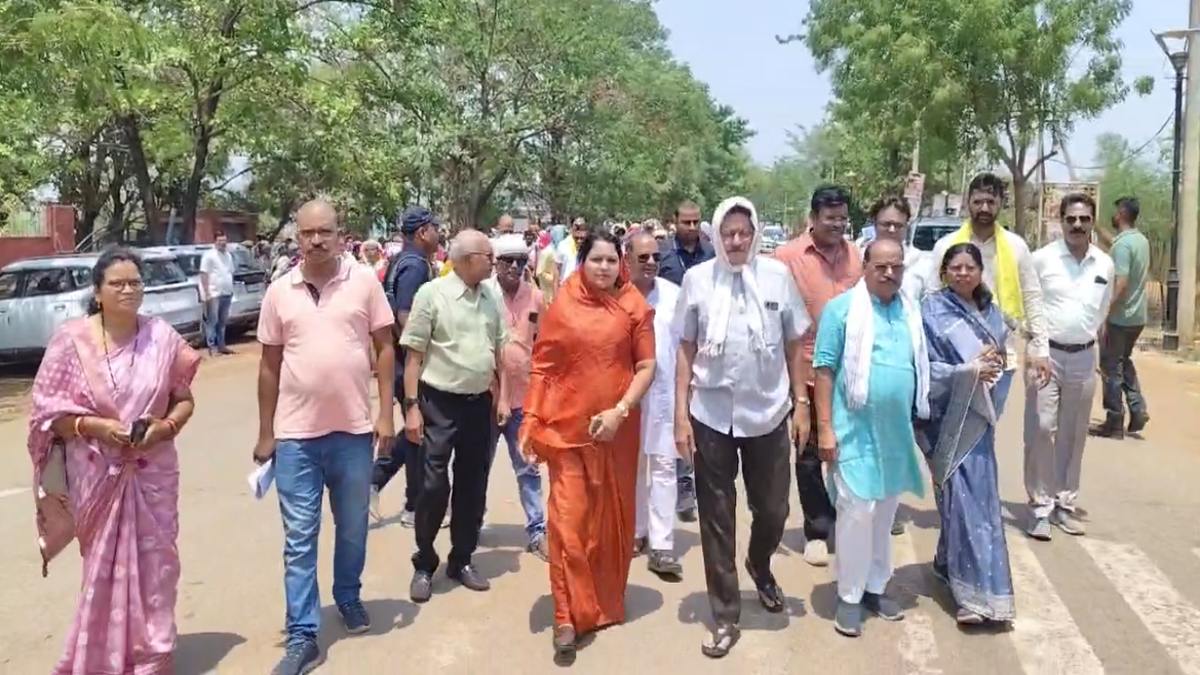 धमतरी में वन विभाग के खिलाफ प्रदर्शन, कांग्रेस ने दिया ग्रामीणों का साथ