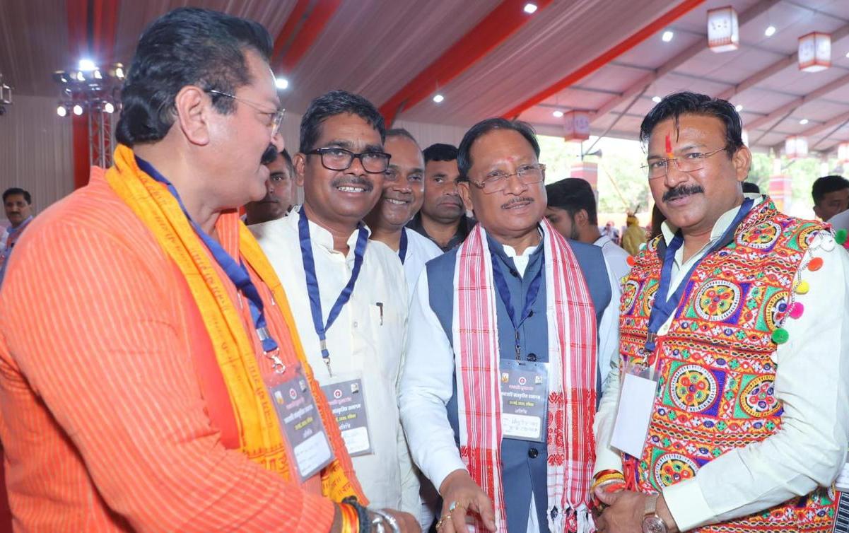दिल्ली में जनजातीय महा समागम में शामिल हुए CM विष्णुदेव साय, कहा- आदिवासी संस्कृति से खिलवाड़ न किया जाए, देश में डी-लिस्टिंग कानून पास करने की उठाई मांग