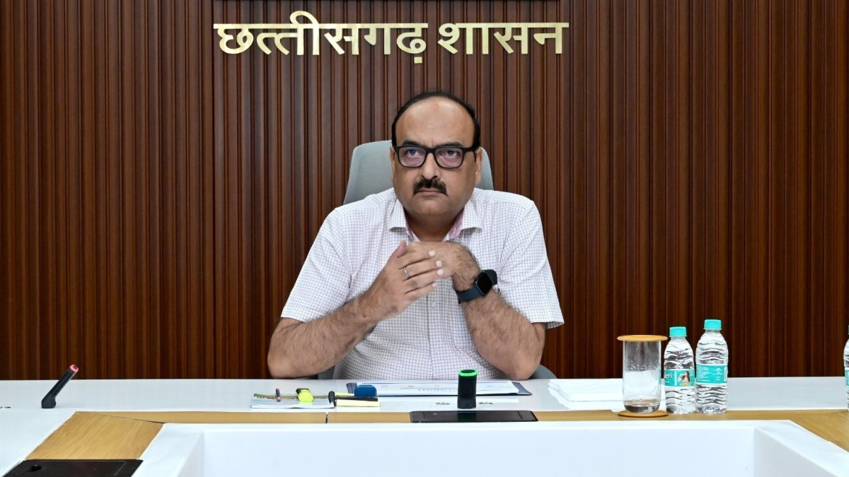 ई-प्रगति पोर्टल पर जियोटैग फोटो के साथ रिपोर्ट अपलोड करने के निर्देश: मुख्य सचिव ने कहा- काम में बेवजह देरी करने वाली एजेंसियों पर होगी सख्त कार्रवाई