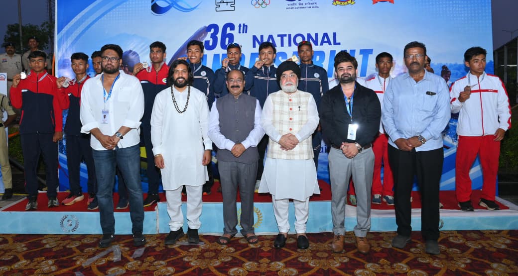 उप मुख्यमंत्री अरुण साव 36वें नेशनल कैनो स्प्रिंट चैंपियनशिप के समापन समारोह में हुए शामिल