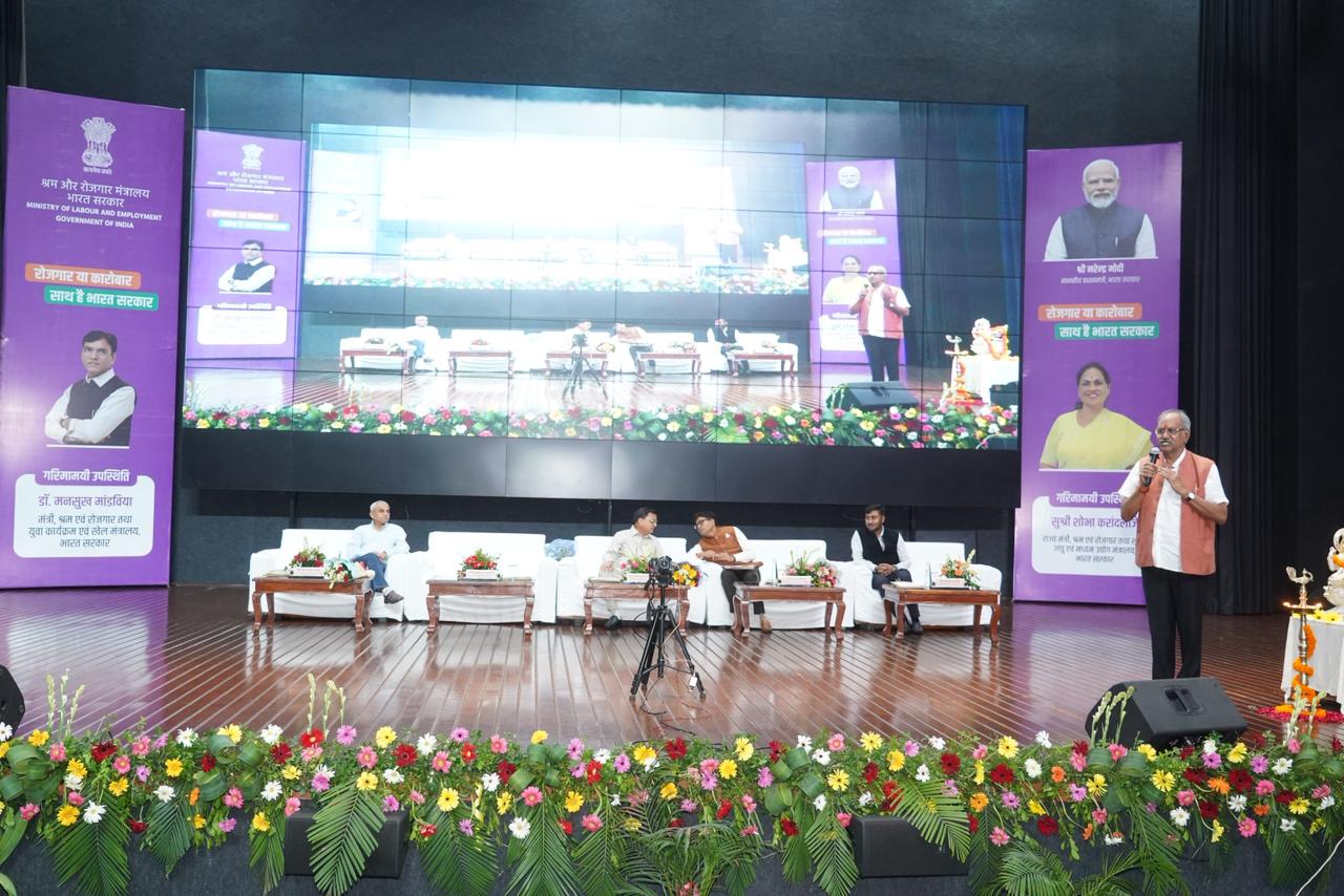 प्रधानमंत्री विकसित भारत रोजगार योजना से युवाओं को मिलेगा रोजगार, उद्योगों को मिलेगी नई गति : सांसद बृजमोहन अग्रवाल