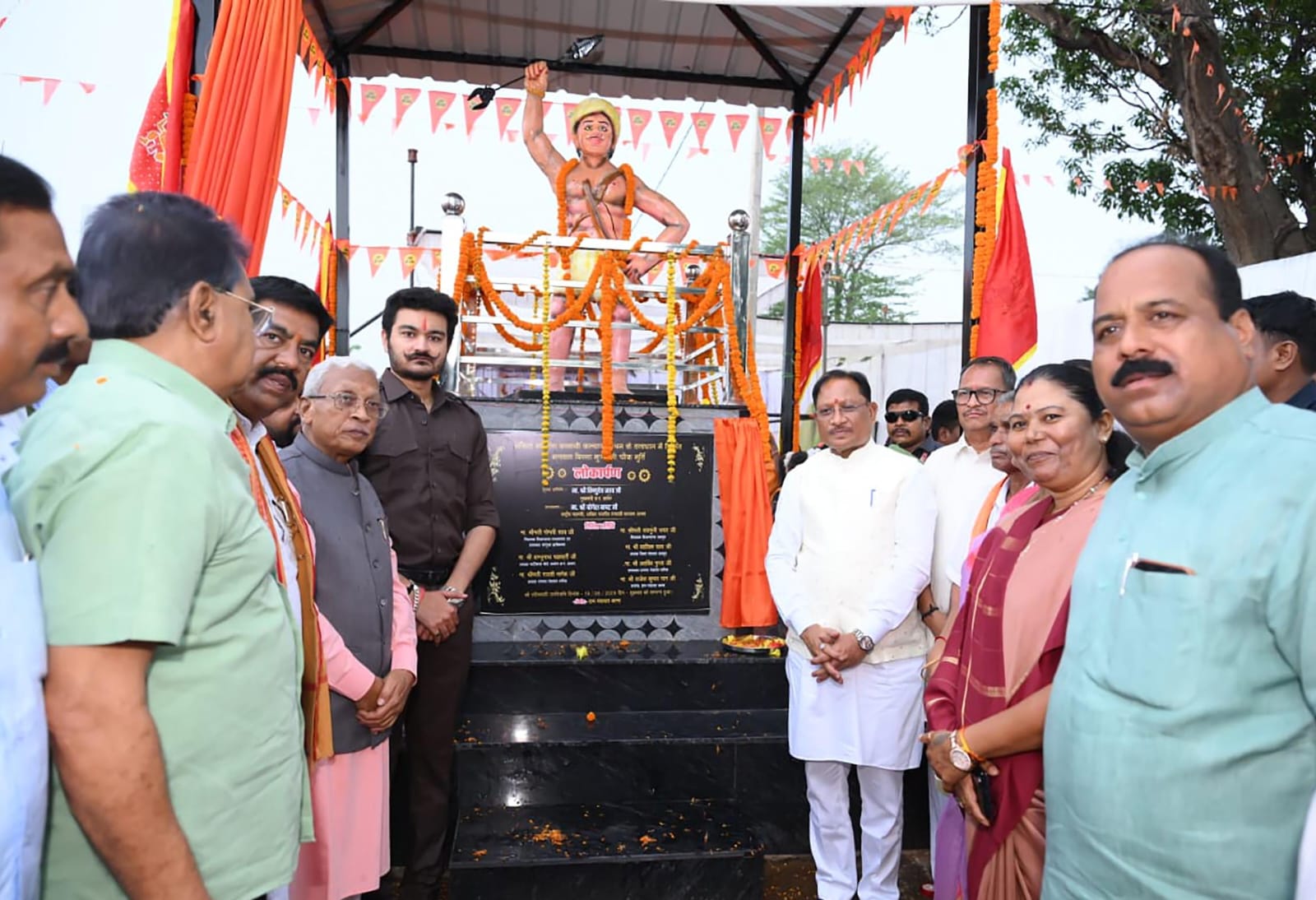 धरती आबा भगवान बिरसा मुंडा का जीवन जल, जंगल और जमीन की रक्षा के संघर्ष की अमर गाथा : मुख्यमंत्री विष्णुदेव साय