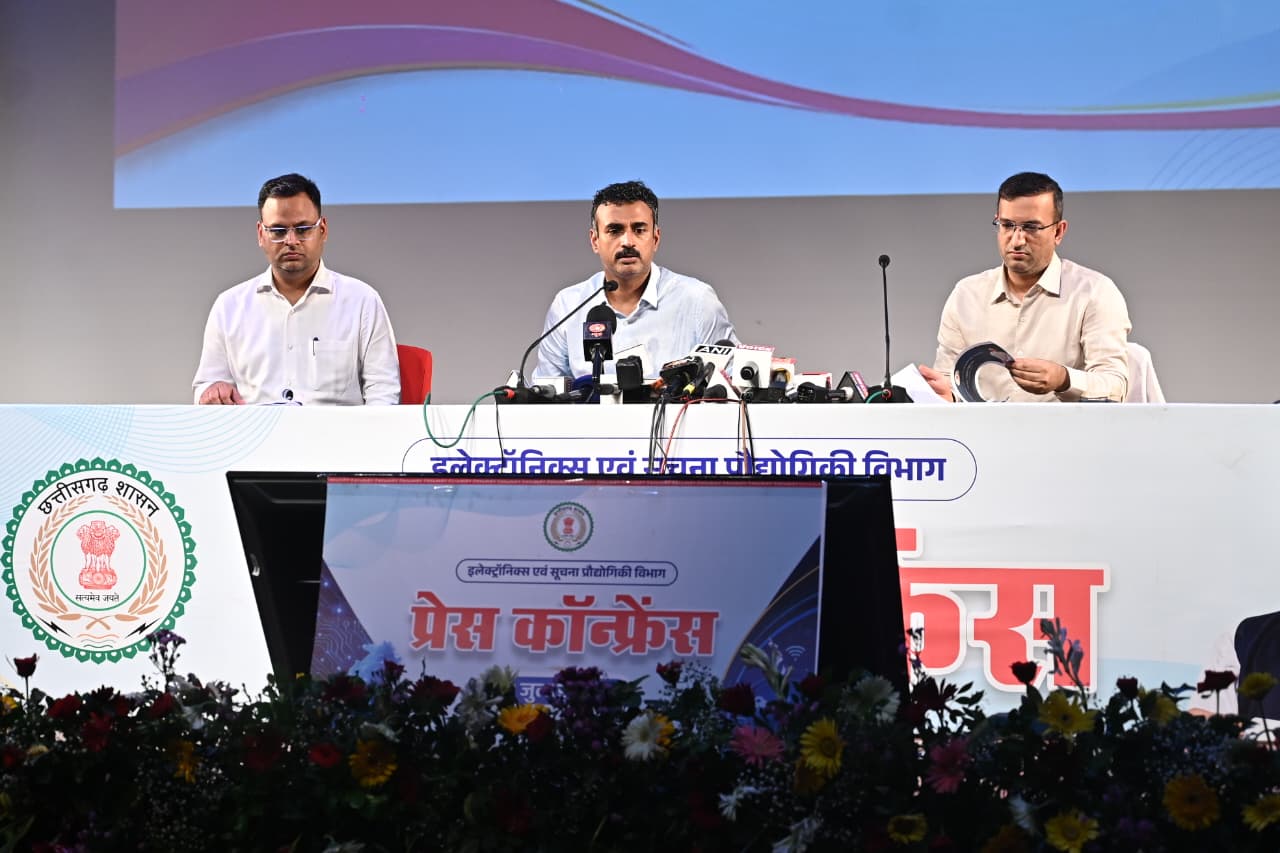 डिजिटल सुशासन की राह पर छत्तीसगढ़: सेवा सेतु पर 35 विभागों की 564 सेवाएं, AI और भारतनेट से मिलेगी नई रफ्तार