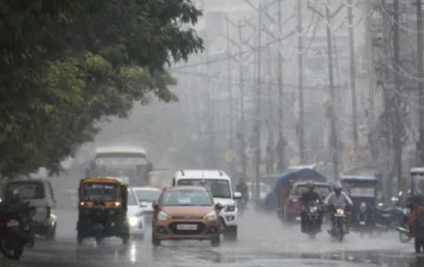 छत्तीसगढ़ में भारी से अत्यंत भारी बारिश का अलर्ट, कई जिलों के लिए रेड और ऑरेंज चेतावनी जारी