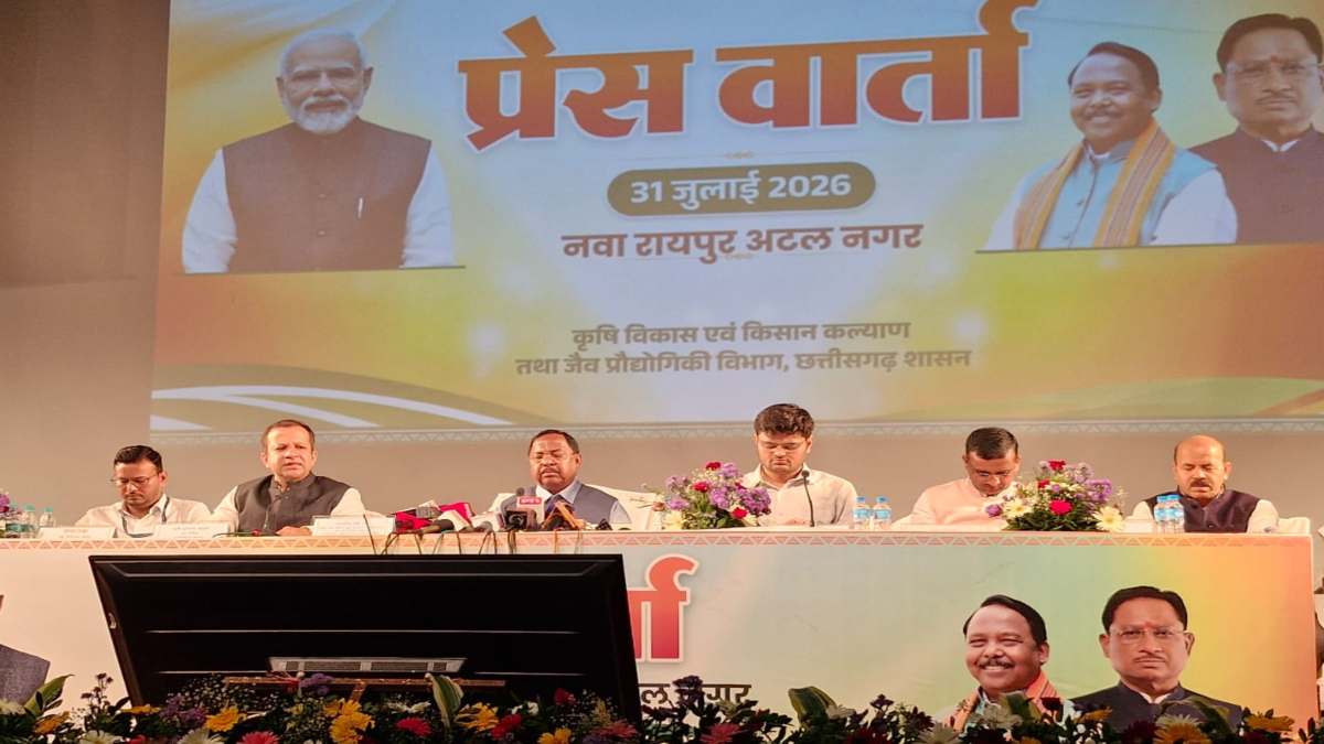 कृषि मंत्री रामविचार नेताम का बड़ा ऐलान: गलत बीज-खाद बांटने वालों पर होगी कड़ी कार्रवाई