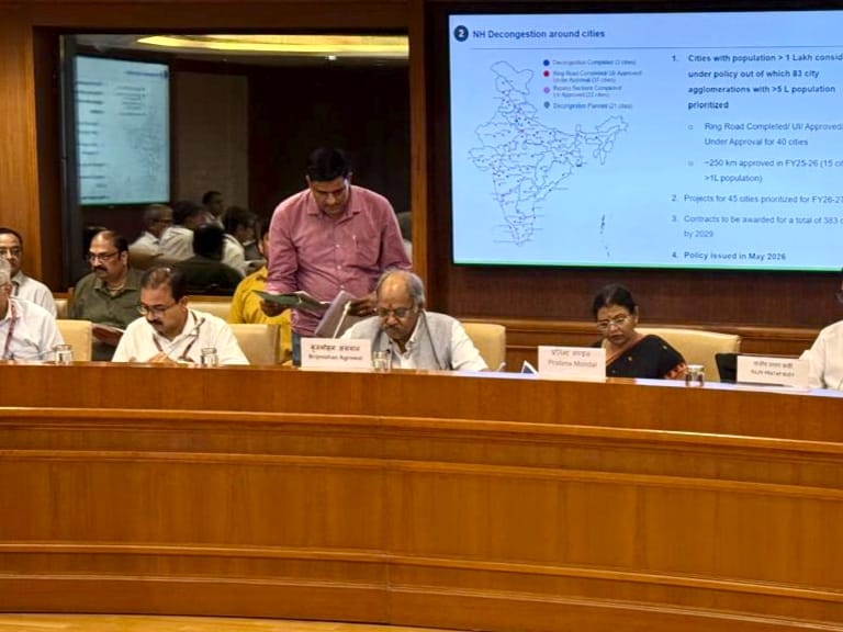 संसदीय समिति की बैठक में सांसद बृजमोहन अग्रवाल ने उठाया छत्तीसगढ़ के हाईवे विकास का मुद्दा