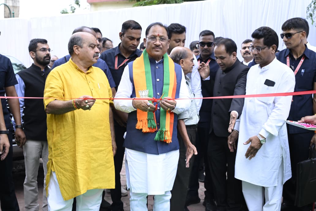 मुख्यमंत्री विष्णुदेव साय ने स्वतंत्रता दिवस पर सात दिवसीय छायाचित्र प्रदर्शनी का किया शुभारंभ