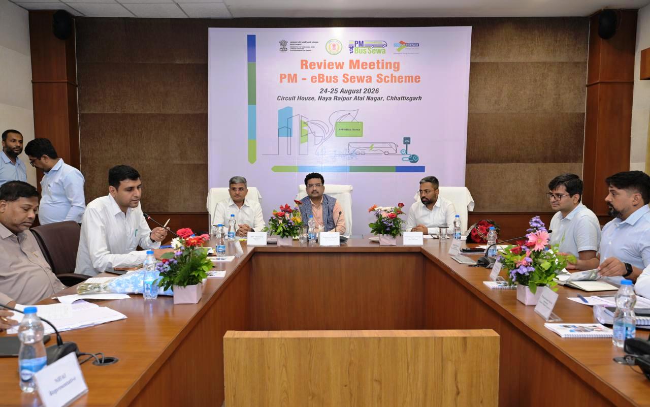 240 ई-बसों से बदलेगा शहरों का पब्लिक ट्रांसपोर्ट, सोनमणि बोरा ने तैयारियों की समीक्षा की