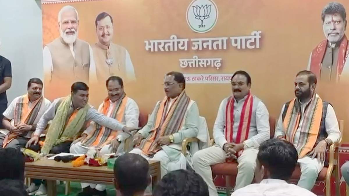CM साय की मौजूदगी में कोयलीबेड़ा के 150 से ज्यादा ग्रामीणों का BJP में प्रवेश