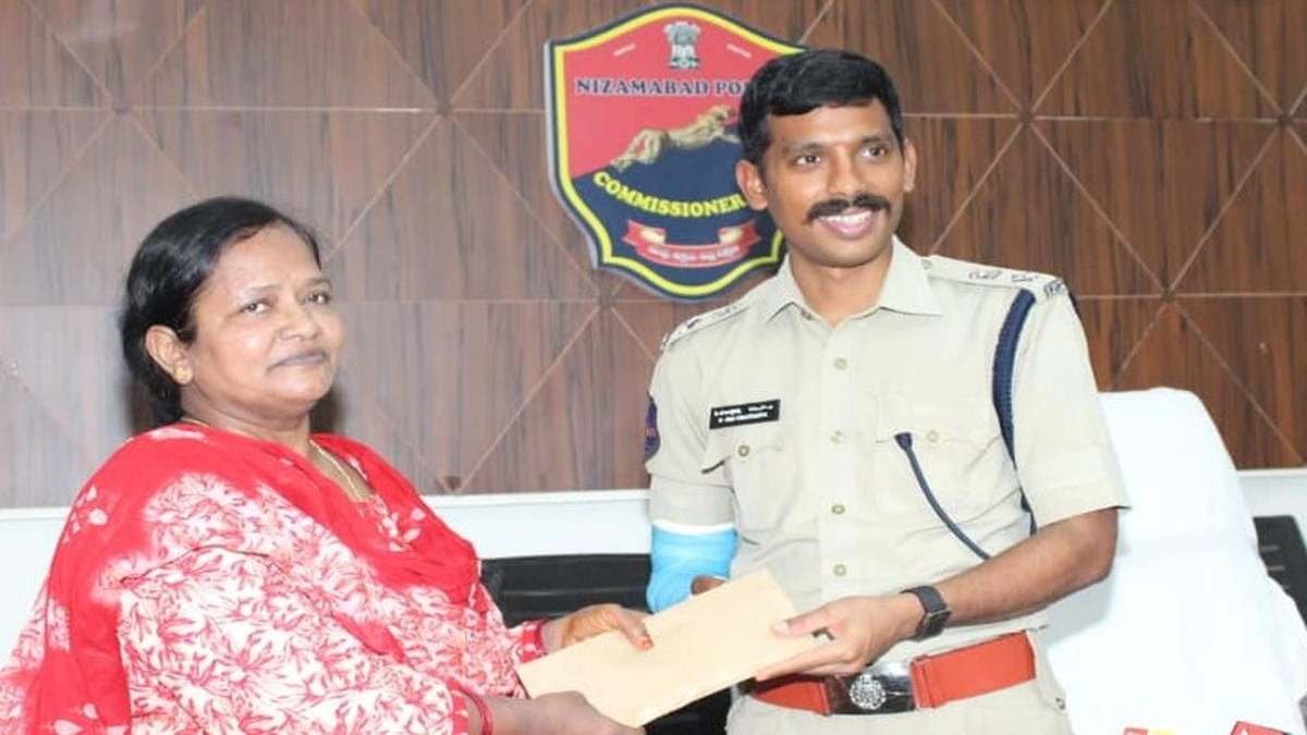 बस्तर के माड़ में सक्रिय रही महिला माओवादी ने किया आत्मसमर्पण, 5 लाख का था इनाम
