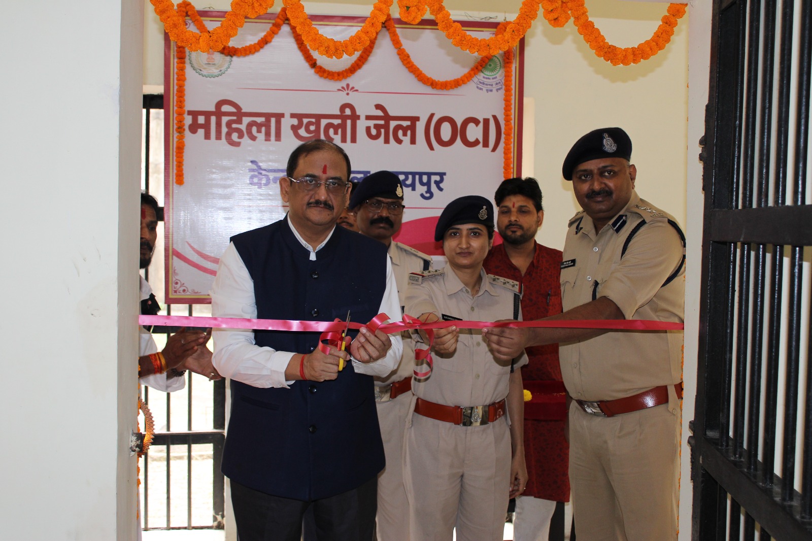 रायपुर में खुली छत्तीसगढ़ की पहली महिला ओपन जेल, सिलाई सेंटर और ब्यूटी पार्लर में मिलेगा रोजगार