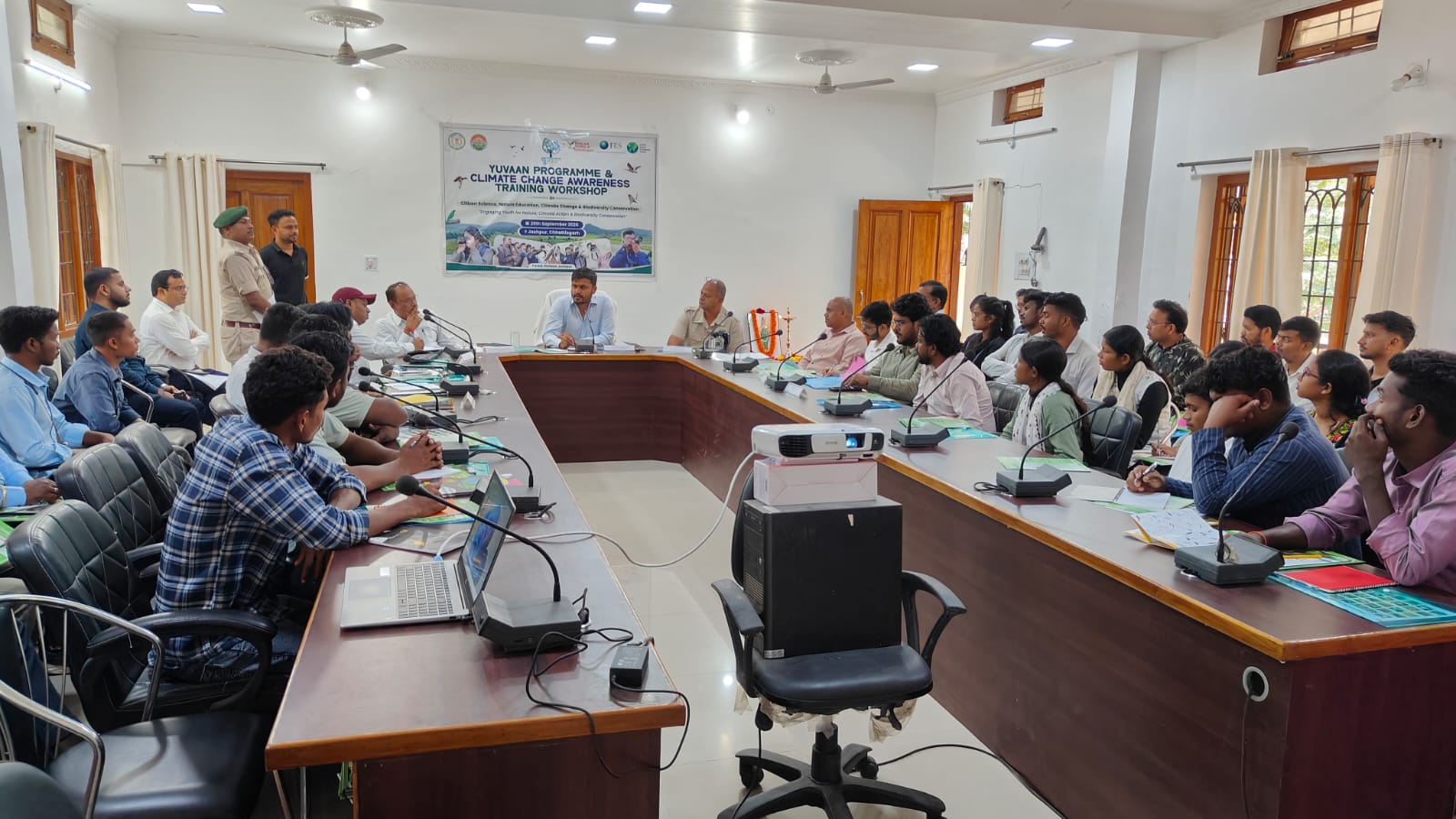 जशपुर में युवाओं को मिला जैव विविधता संरक्षण का प्रशिक्षण, &lsquo;युवान&rsquo; पहल से जुड़ा नागरिक विज्ञान
