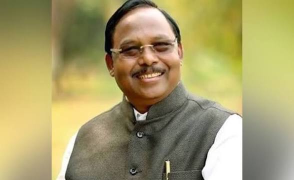 हल्दी बीज वितरण में अनियमितता: कृषि मंत्री रामविचार नेताम ने दिए जांच के निर्देश, दोषी अधिकारी-कर्मचारी पर होगी कार्रवाई