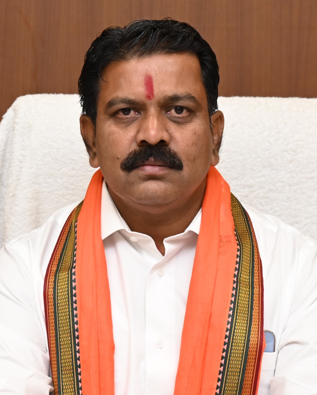उप मुख्यमंत्री विजय शर्मा का सख्त रुख, प्रधानमंत्री आवास निर्माण में अनियमितता पर दो ठेकेदारों के विरुद्ध एफआईआर दर्ज