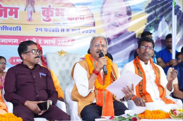 संस्कृति मंत्री बृजमोहन अग्रवाल ने राजिम कुंभ कल्प की तैयारियों के संबंध में ली बैठक