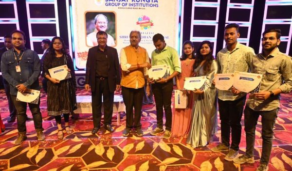 रूंगटा ग्रुप ऑफ इंस्टीट्यूशंस भिलाई के वार्षिक उत्सव सह प्रतियोगिता कार्निवल 2024 में शामिल हुए उच्च शिक्षा मंत्री