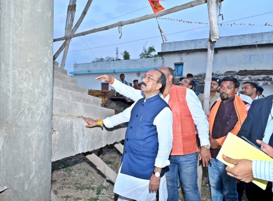 निर्माण कार्यों की गुणवत्ता को लेकर उप मुख्यमंत्री अरुण साव सख्त, निर्माणाधीन गुणवत्ताहीन पानी टंकी को तोड़ने के दिए निर्देश