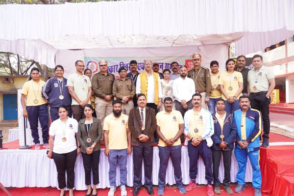 एकलव्य शूटिंग प्रतियोगिता के समापन समारोह में शामिल हुए मंत्री श्री अग्रवाल