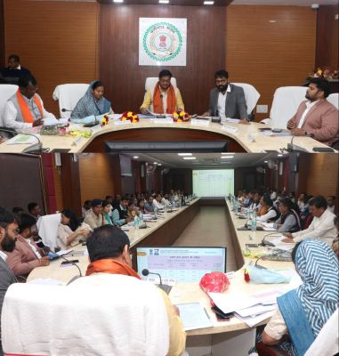 आर्थिक रूप से कमजोर लोग शासन की किसी भी योजना से वंचित न हो: मंत्री दयालदास बघेल