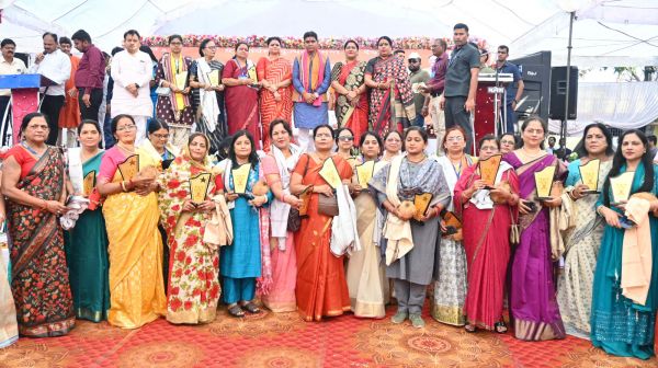 विकसित भारत विकसित छत्तीसगढ़ के निर्माण में महिलाओं की भूमिका महत्वपूर्ण : राजस्व मंत्री टंक राम वर्मा