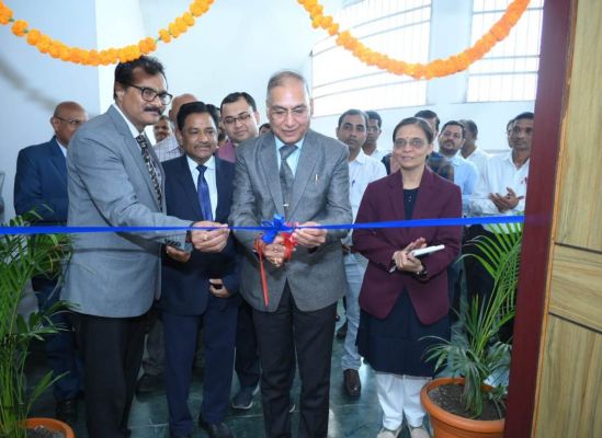 राज्य उपभोक्ता आयोग में आधुनिक संशाधनों से युक्त सम्मेलन कक्ष का हुआ शुभारंभ