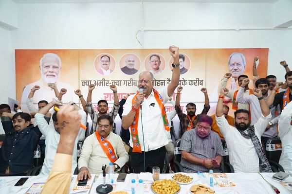 युवा शक्ति एक बार अपने लक्ष्य पर निशाना साधती है, तो जीत हासिल करके ही दम लेती है: बृजमोहन अग्रवाल