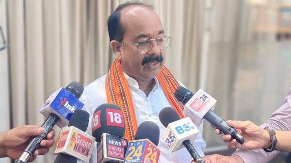 मोदी के खिलाफ टिप्पणी के बाद आई नेता प्रतिपक्ष महंत की सफाई को डिप्टी सीएम साव ने किया खारिज, कहा- जनता के बीच नहीं कर पा रहे मुकाबला इसलिए&hellip;