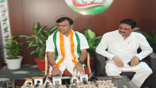 पीसीसी चीफ दीपक बैज ने कहा &ndash; BJP का घोषणा पत्र ढकाेसला, 150 सीटों में सिमटकर रह जाएगी भाजपा